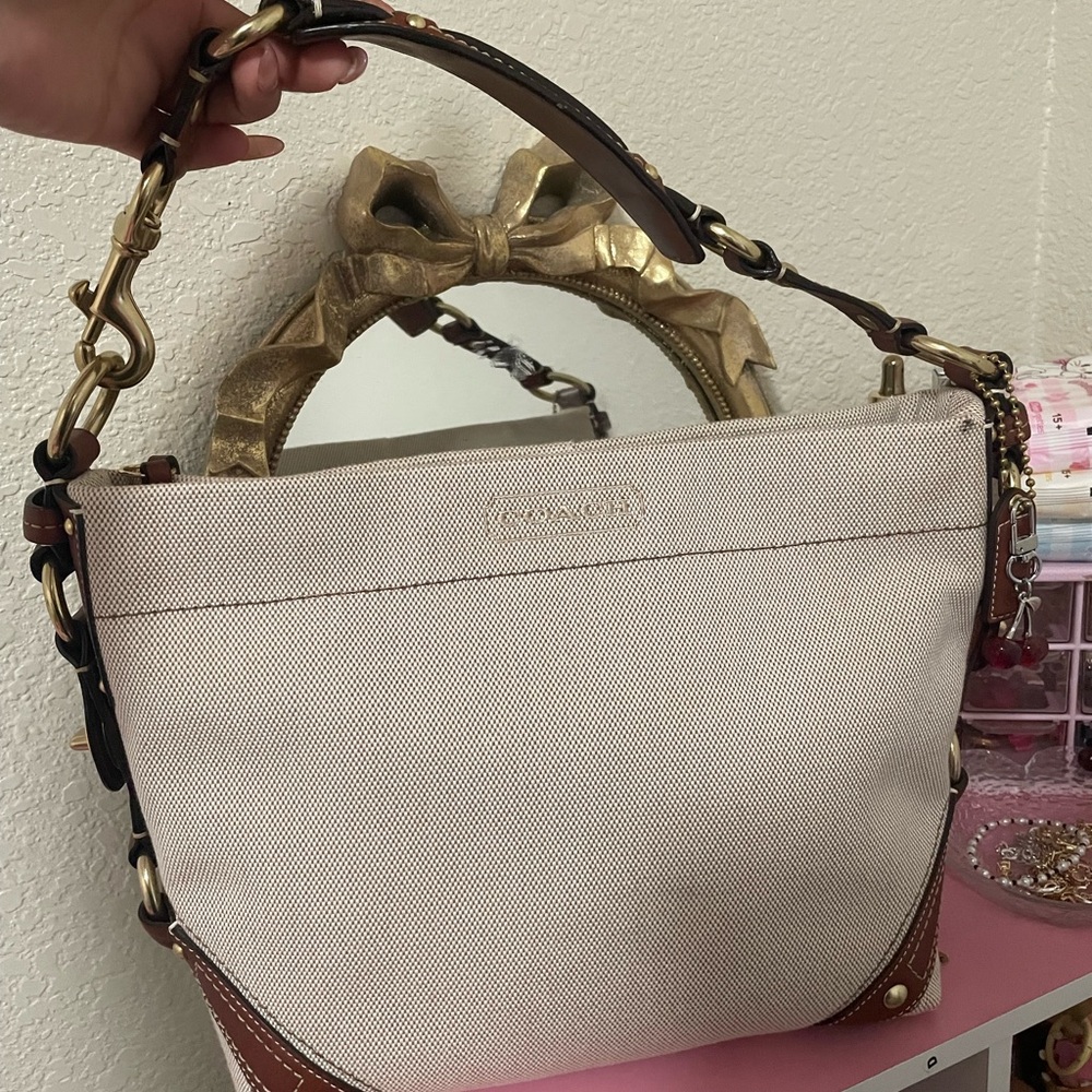 Coach Cream and Gold Shoulder Bag with Chain Detailing